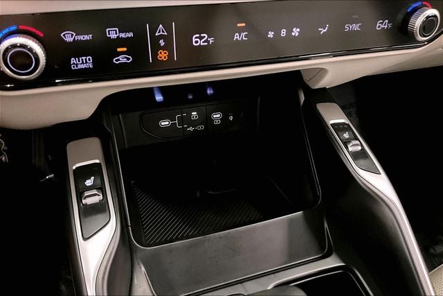 2024 Kia Sorento S Pano Roof - Adaptive Cruise - Htd Seats