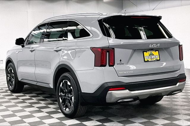 2025 Kia Sorento S Htd Seats - Remote Start - Adaptive Cruise