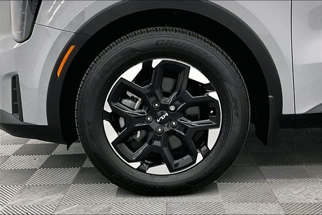 2025 Kia Sorento S Htd Seats - Remote Start - Adaptive Cruise