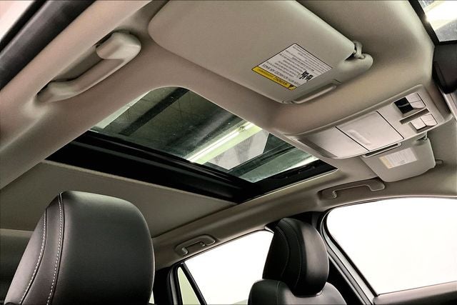 2025 Mazda Mazda CX-50 2.5 S Premium Package AWD - Pano Roof - Adaptive Cruise - Htd Seats