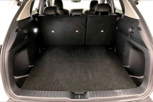 2025 Mazda Mazda CX-50 2.5 S Premium Package AWD - Pano Roof - Adaptive Cruise - Htd Seats