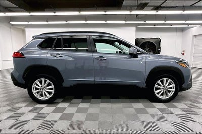 2022 Toyota Corolla Cross LE
