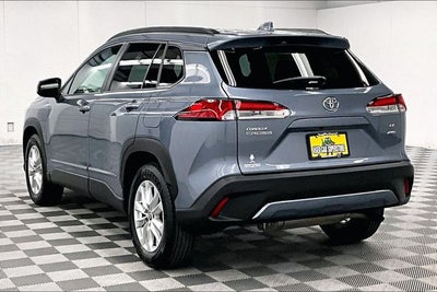 2022 Toyota Corolla Cross LE