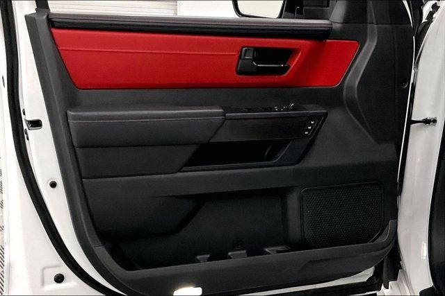 2025 Toyota Sequoia TRD Pro 4X4-Adaptive Cruise Control-Panoramic Roof