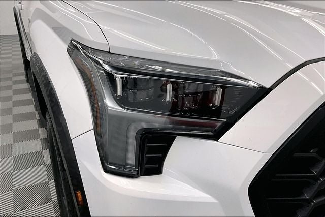 2025 Toyota Sequoia TRD Pro 4X4-Adaptive Cruise Control-Panoramic Roof