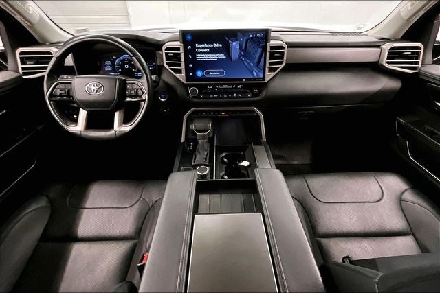 2024 Toyota Sequoia SR5 4x4 - Sunroof - Adaptive Cruise - Htd Seats