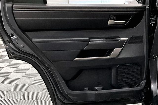 2024 Toyota Sequoia SR5 4x4 - Sunroof - Adaptive Cruise - Htd Seats