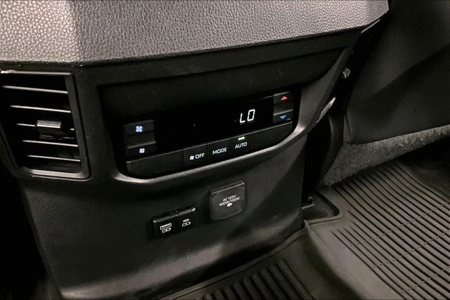 2024 Toyota Sequoia SR5 4x4 - Sunroof - Adaptive Cruise - Htd Seats