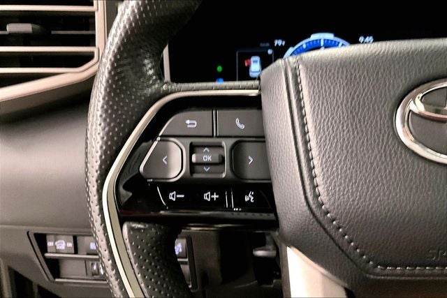 2024 Toyota Sequoia SR5 4x4-Sunroof-Adaptive Cruise-Htd Seats