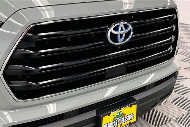 2024 Toyota Sequoia SR5 4x4-Sunroof-Adaptive Cruise-Htd Seats