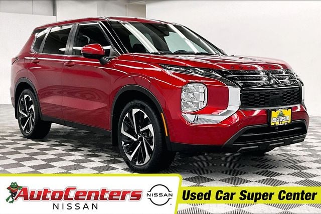 2022 Mitsubishi Outlander ES