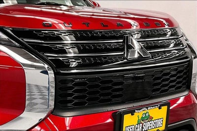 2022 Mitsubishi Outlander ES