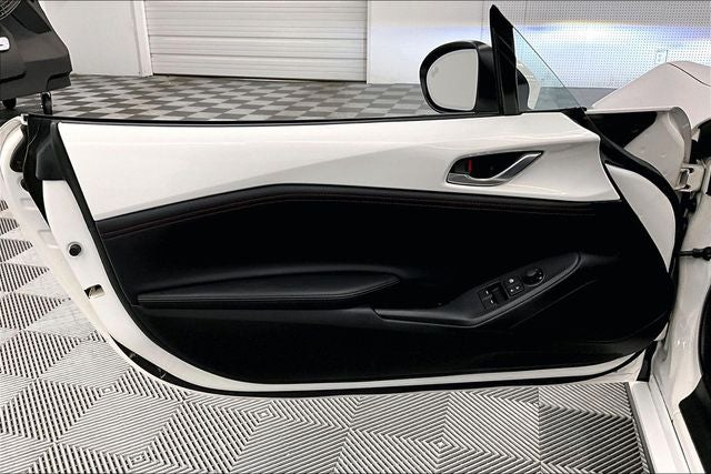 2016 Mazda Mazda Miata Grand Touring Heated Leather - Blind Spot Detection