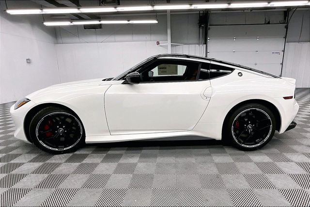 2027 Nissan Z Performance - Essentials Package