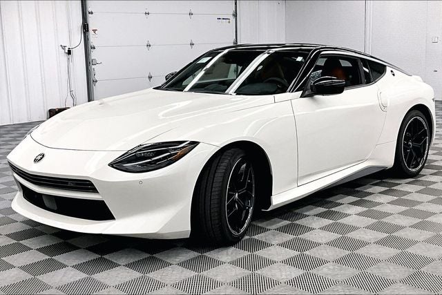 2027 Nissan Z Performance - Essentials Package