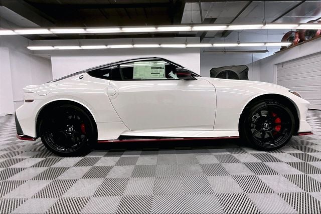 2027 Nissan Z NISMO - Essentials Package