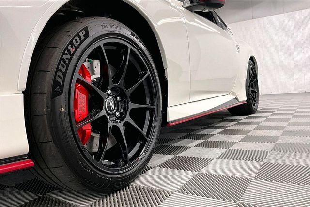 2027 Nissan Z NISMO - Essentials Package
