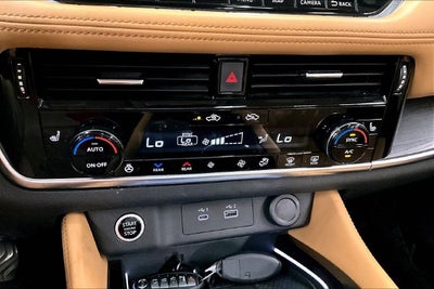 2021 Nissan Rogue Platinum AWD-Pano Roof-Adaptive Cruise-Htd Leather