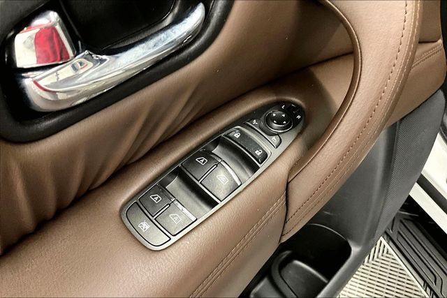 2021 Nissan Armada Platinum 4x4 - Sunroof - Htd/Cooled Leather - DVD