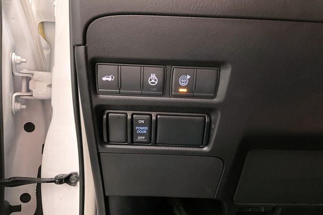 2021 Nissan Armada Platinum 4x4 - Sunroof - Htd/Cooled Leather - DVD