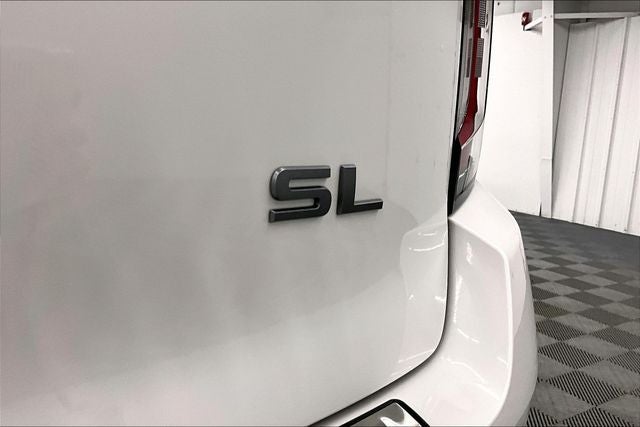 2026 Nissan Armada SL 4WD - Captain's Chair Seat Package