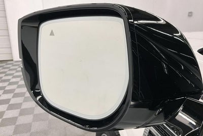 2026 Nissan Armada SL 4WD - Captain's Chair Seat Package