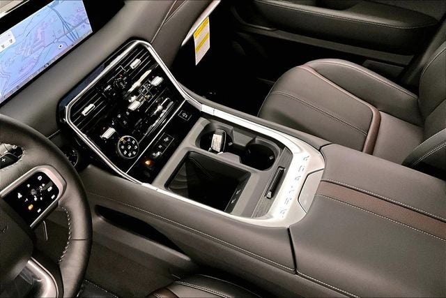 2026 Nissan Armada SL 4WD - Captain's Chair Seat Package