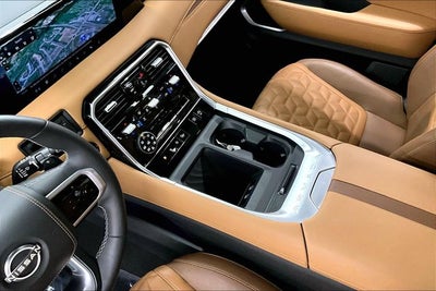 2025 Nissan Armada Platinum Reserve 4x4 - Pano Roof - Htd/Cooled Massaging Leather