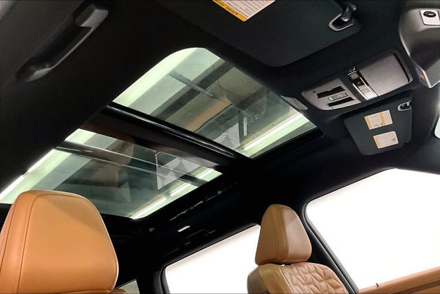 2025 Nissan Armada Platinum Reserve 4x4 - Pano Roof - Htd/Cooled Massaging Leather