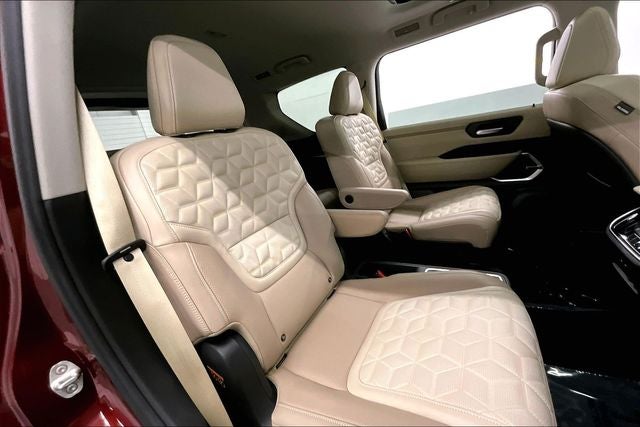 2026 Nissan Armada Platinum Reserve 4WD - Accent Package