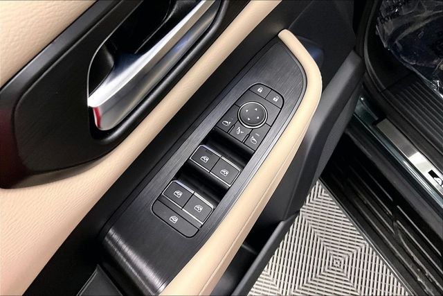 2026 Nissan Armada Platinum Reserve 4WD - Accent Package