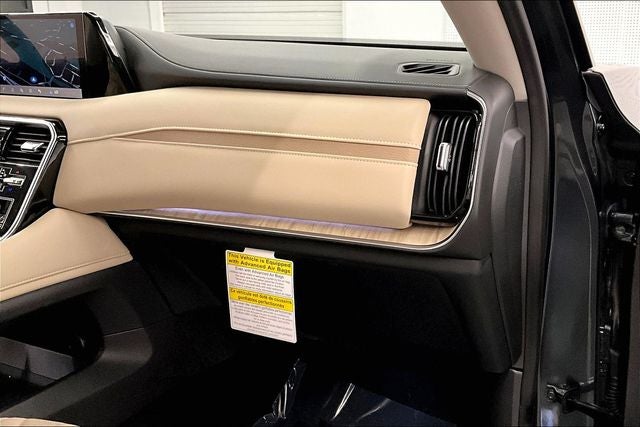 2026 Nissan Armada Platinum Reserve 4WD - Accent Package