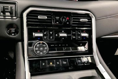 2026 Nissan Armada Platinum Reserve 4WD - Accent and Split Bench Seat Pkgs