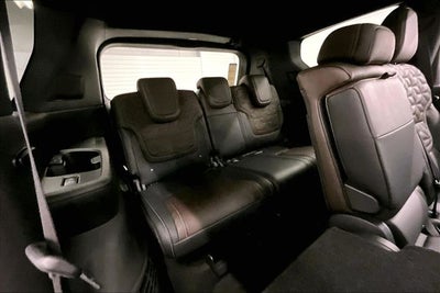 2026 Nissan Armada Platinum Reserve 4WD - Accent and Split Bench Seat Pkgs