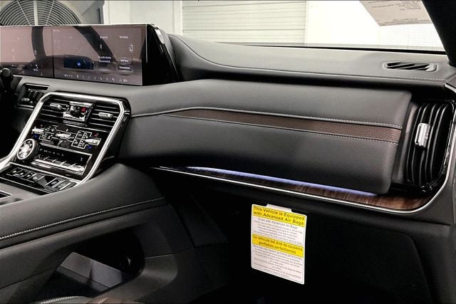 2026 Nissan Armada Platinum Reserve 4WD - Accent and Split Bench Seat Pkgs