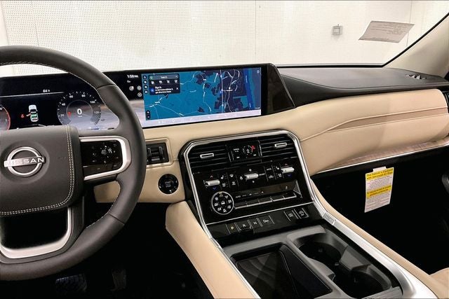 2026 Nissan Armada Platinum Reserve 4WD - Split Bench Seat Package