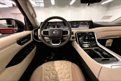 2026 Nissan Armada Platinum Reserve 4WD - Split Bench Seat Package