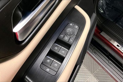 2026 Nissan Armada Platinum Reserve 4WD - Split Bench Seat Package