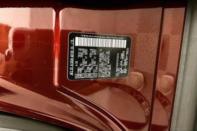 2026 Nissan Armada Platinum Reserve 4WD - Split Bench Seat Package