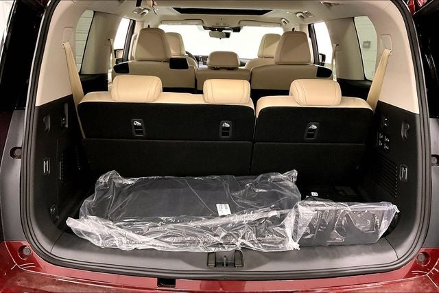 2026 Nissan Armada Platinum Reserve 4WD - Split Bench Seat Package
