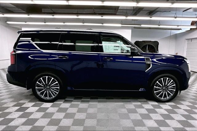 2026 Nissan Armada Platinum Reserve 4WD - Split Bench Seat Package