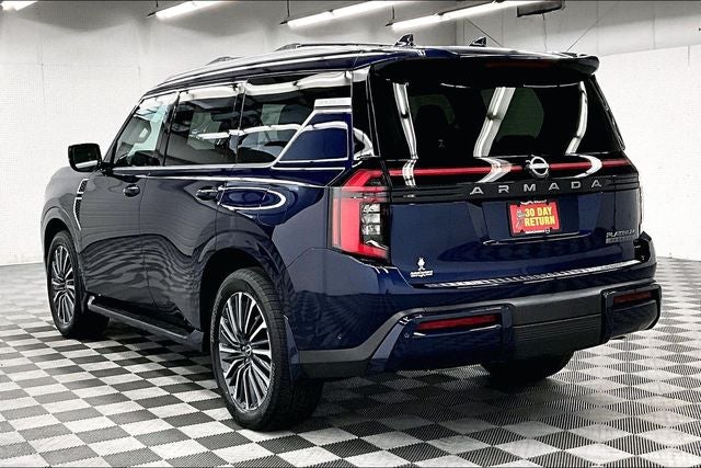 2026 Nissan Armada Platinum Reserve 4WD - Split Bench Seat Package