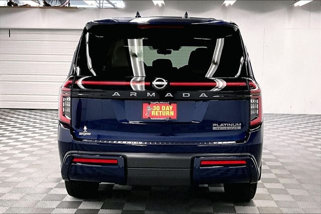 2026 Nissan Armada Platinum Reserve 4WD - Split Bench Seat Package