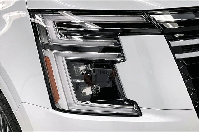 2026 Nissan Armada Platinum Reserve 4WD - Bench Seat Package