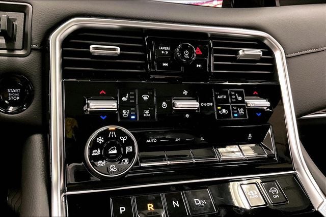 2026 Nissan Armada Platinum Reserve 4WD - Bench Seat Package