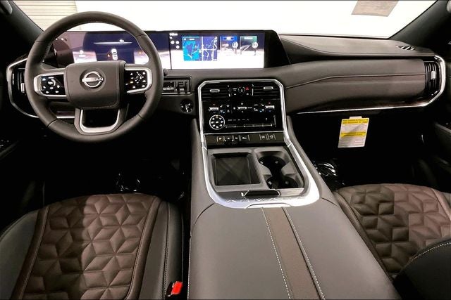 2026 Nissan Armada Platinum Reserve 4WD - Bench Seat Package