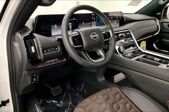 2026 Nissan Armada Platinum Reserve 4WD - Bench Seat Package