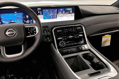 2026 Nissan Armada Platinum Reserve 4WD - Bench Seat Package