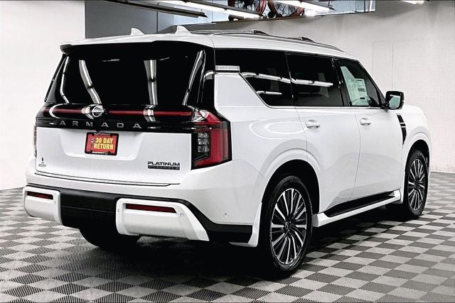 2026 Nissan Armada Platinum Reserve 4WD - Split Bench Seat Package