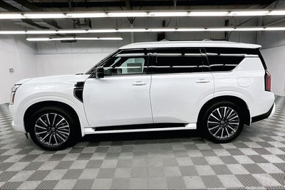 2026 Nissan Armada Platinum Reserve 4WD - Split Bench Seat Package